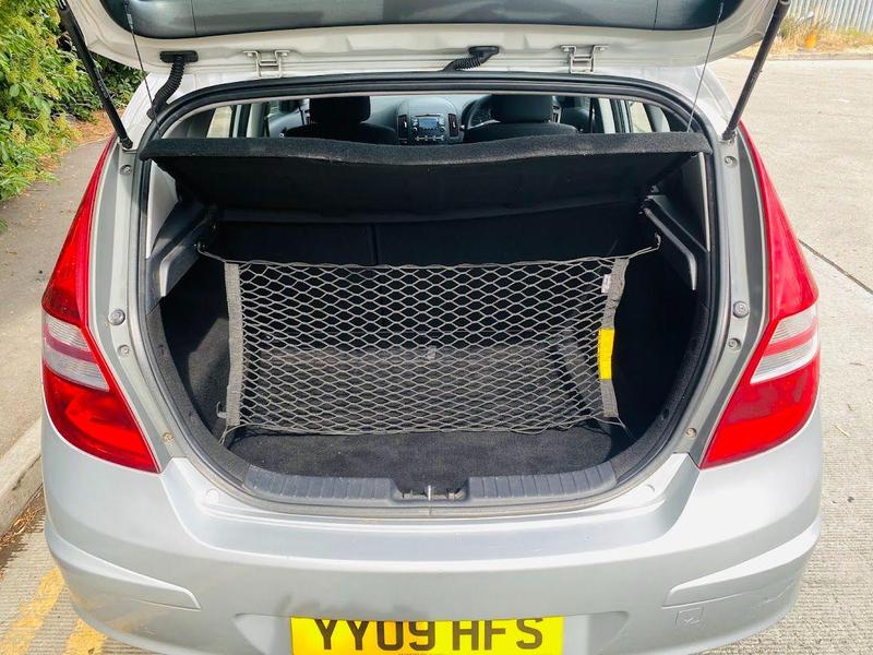 i30