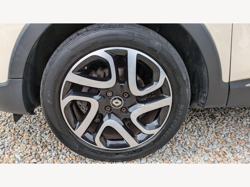 2016 Renault Captur - AutoTrader Import