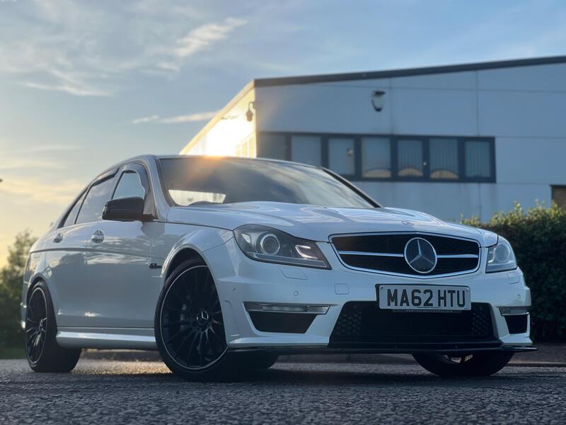 Mercedes-Benz C63 AMG 6.3 V8 SpdS MCT