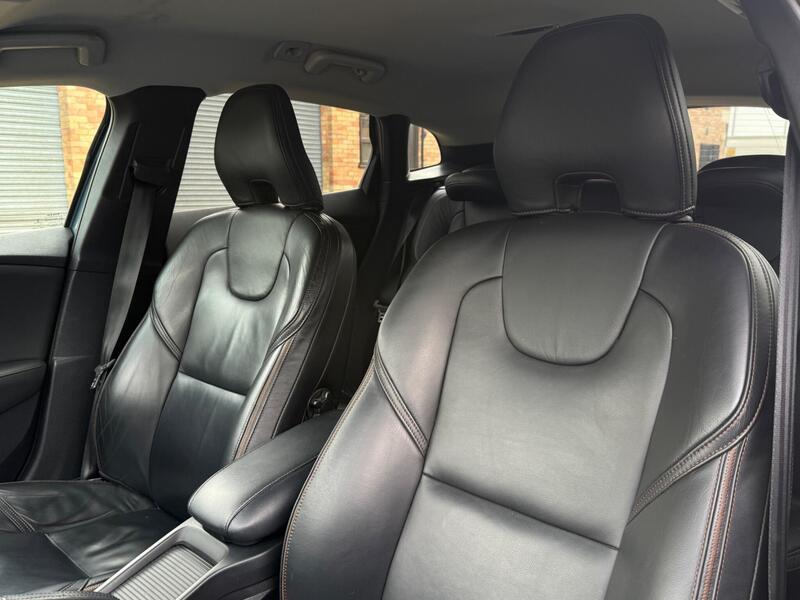 2013 Volvo V40 Cross Country - AutoTrader Import