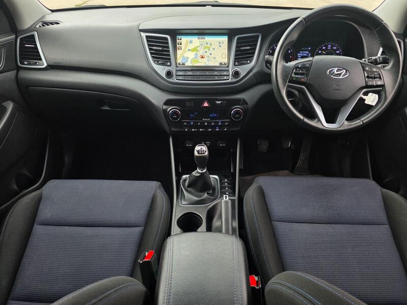 2015 Hyundai TUCSON 1.6 GDi Blue Drive SE Nav Euro 6 (s/s) 5dr interior or exterior view
