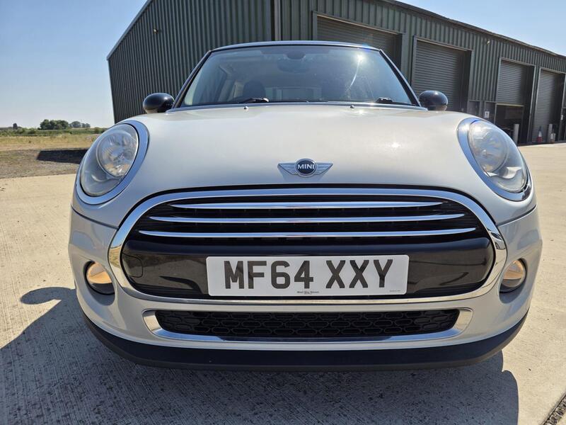 MINI Hatch 1.5 Cooper Euro 6 (s/s) 3dr 2014 — view 21