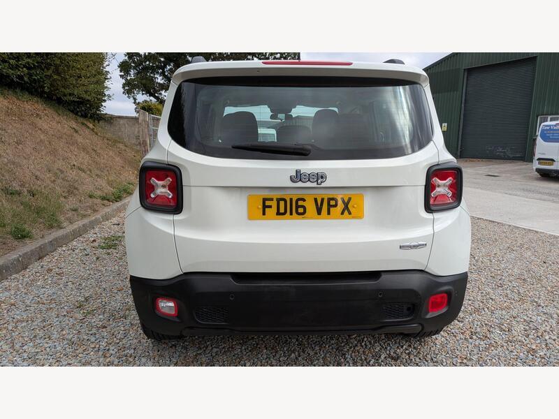 WHITE 2016 Jeep Renegade - AutoTrader Import