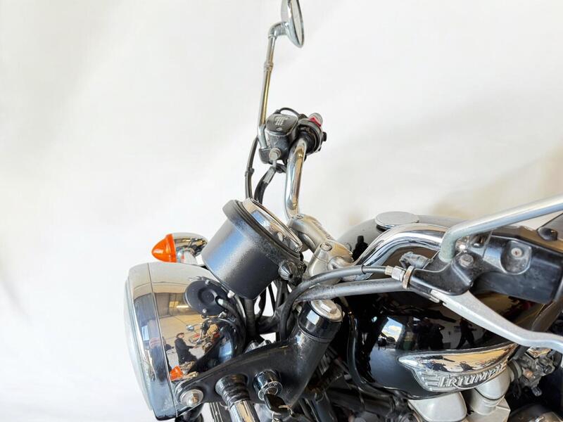 2002 Triumph Bonneville 790 - AutoTrader Import