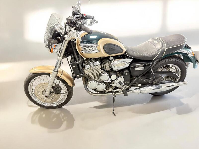 2001 Triumph Thunderbird 900 - AutoTrader Import