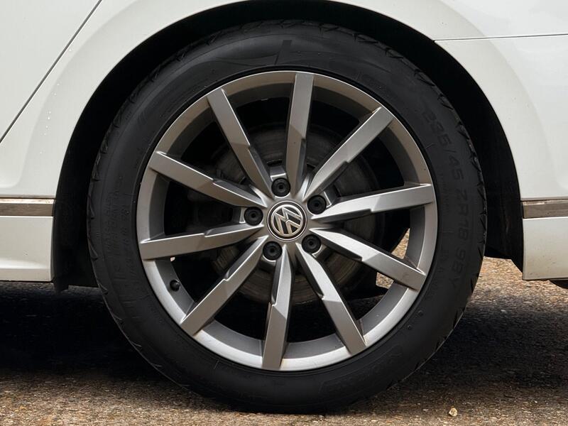 2019 Volkswagen Passat - AutoTrader Import