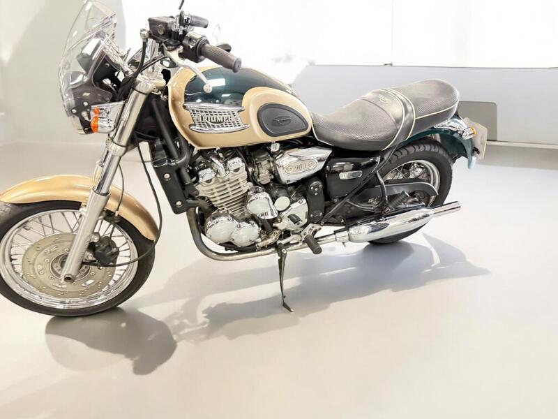 2001 Triumph Thunderbird 900 - AutoTrader Import