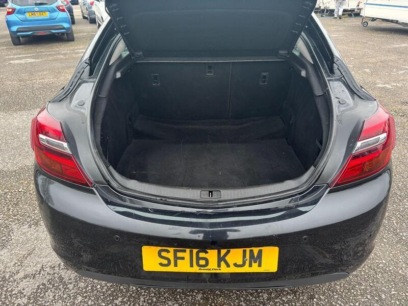 2016 Vauxhall Insignia - exterior