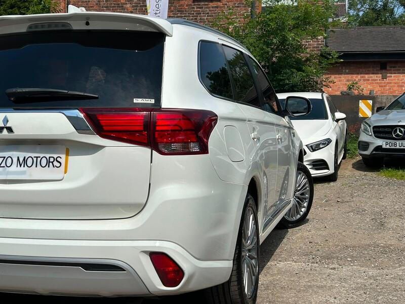 2021 Mitsubishi Outlander - AutoTrader Import