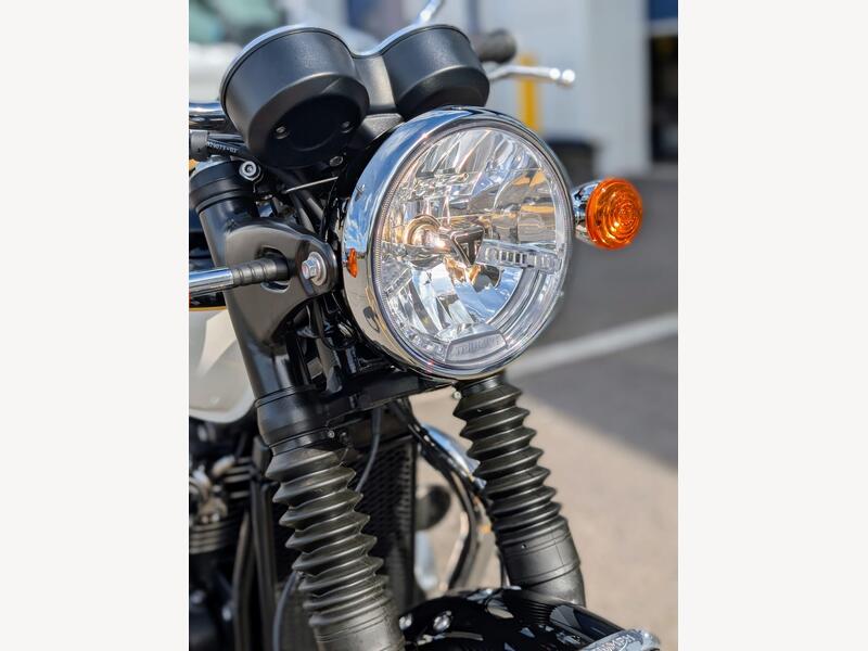 2023 Triumph Bonneville T120 - AutoTrader Import