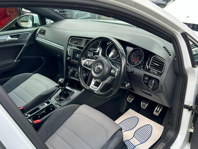 2016 Volkswagen Golf - AutoTrader Import