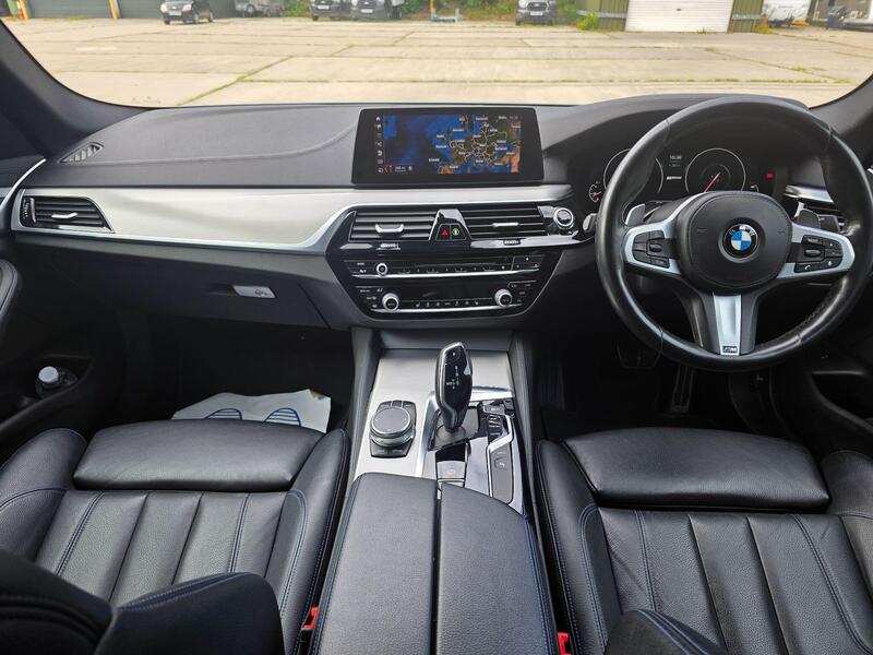 2019 BMW 5 Series 2.0 530e 9.2kWh M Sport Auto Euro 6 (s/s) 4dr interior or exterior view