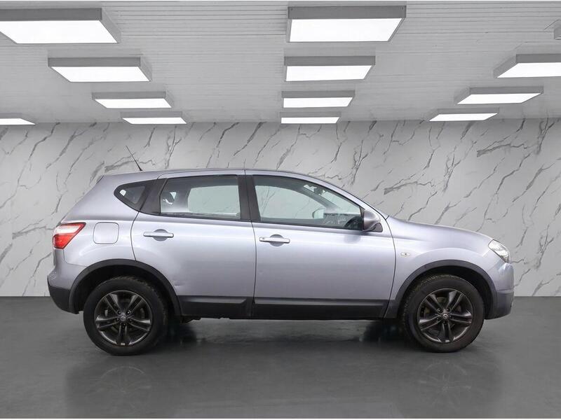GREY 2013 Nissan QASHQAI - AutoTrader Import