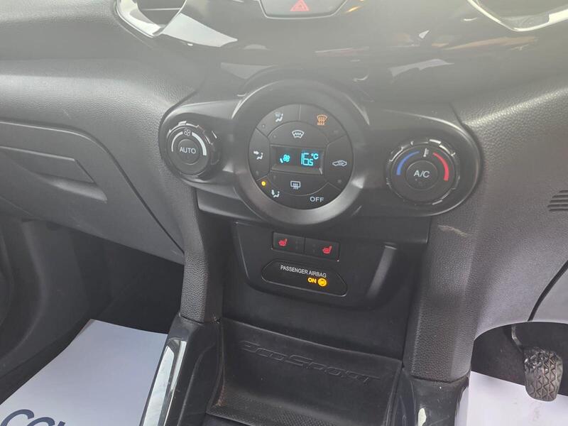 Ford EcoSport 1.0T EcoBoost Titanium 2WD Euro 5 (s/s) 5dr 2015 — view 26