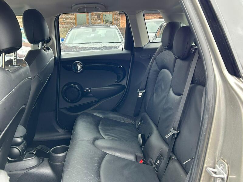 2019 MINI Hatch - AutoTrader Import