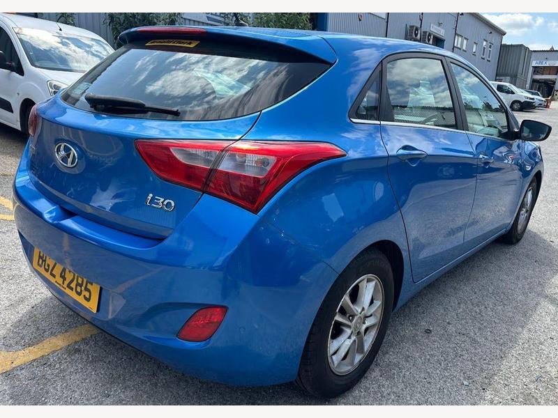 i30