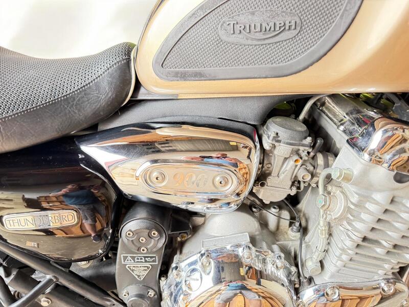 2001 Triumph Thunderbird 900 - AutoTrader Import