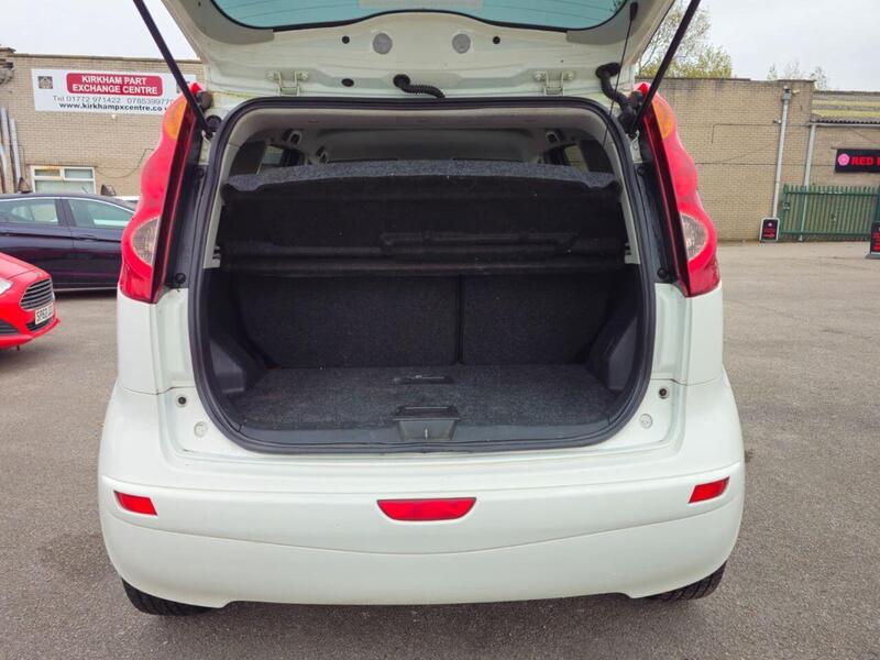 WHITE 2009 Nissan NOTE - AutoTrader Import