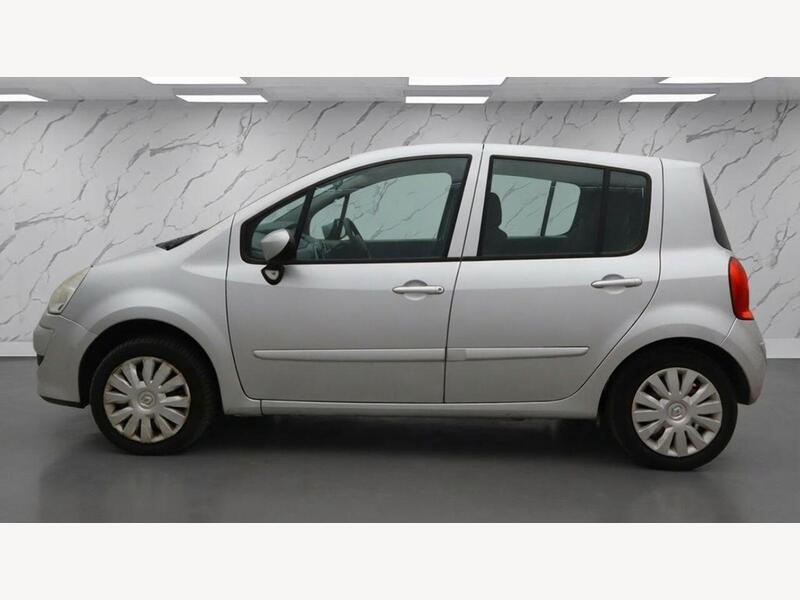 Silver 2011 Renault Modus - AutoTrader Import