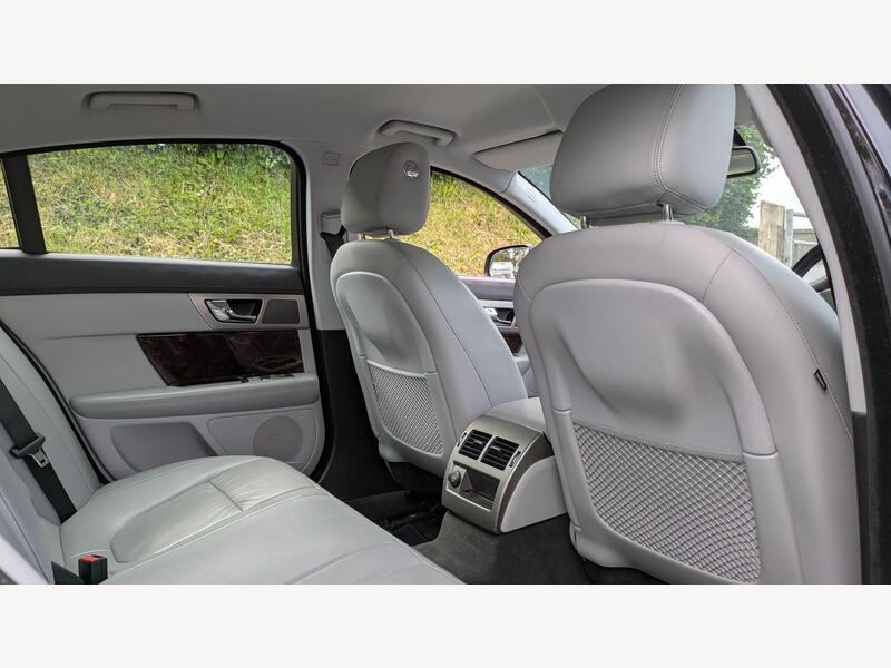 2011 Jaguar XF - AutoTrader Import