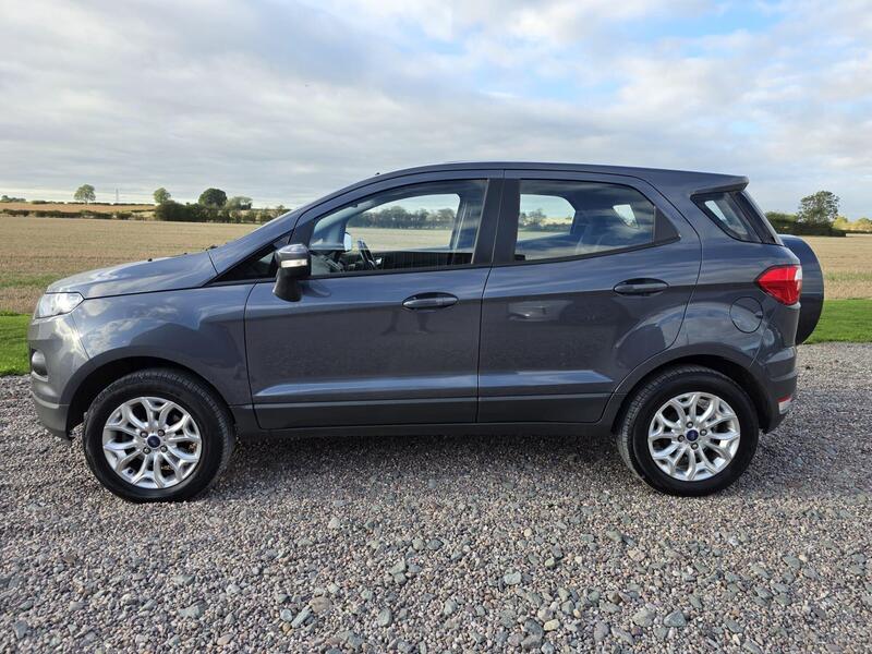 Ford EcoSport 1.0T EcoBoost Zetec 2WD Euro 6 (s/s) 5dr 2015 — view 13