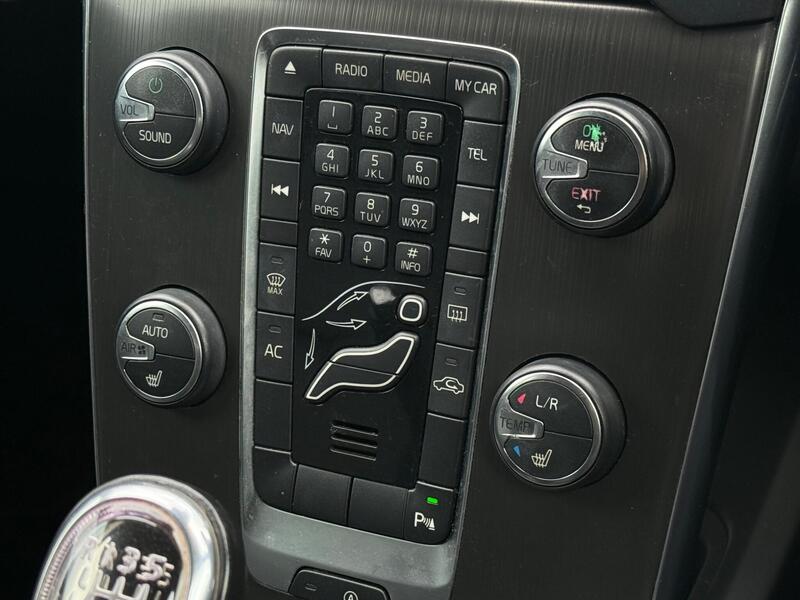 2013 Volvo V40 Cross Country - AutoTrader Import