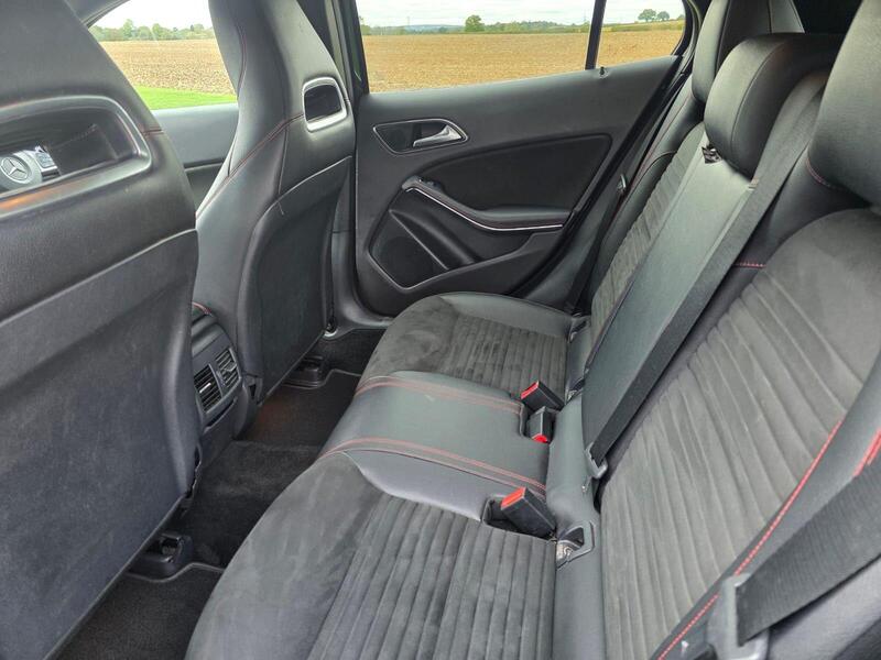 Mercedes-Benz GLA 2.1 GLA200d AMG Line Euro 6 (s/s) 5dr 2017 — view 35