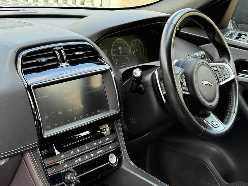 2018 Jaguar F-PACE - AutoTrader Import