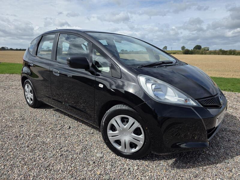 Honda Jazz 1.2 i-VTEC S Euro 5 5dr 2012 — view 5