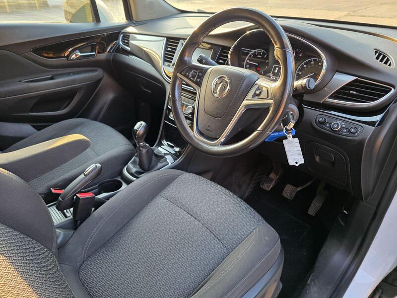 2016 Vauxhall Mokka X 1.4i Turbo Active Euro 6 (s/s) 5dr interior or exterior view