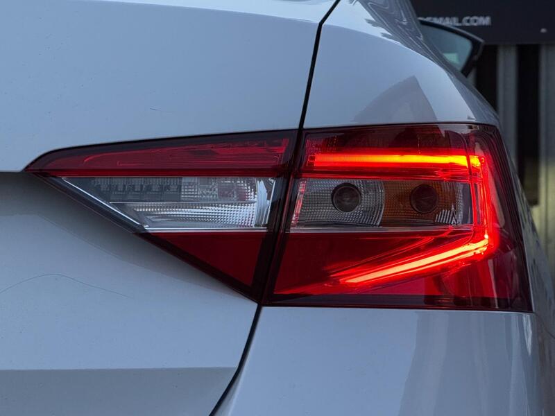 2024 Skoda Superb - AutoTrader Import