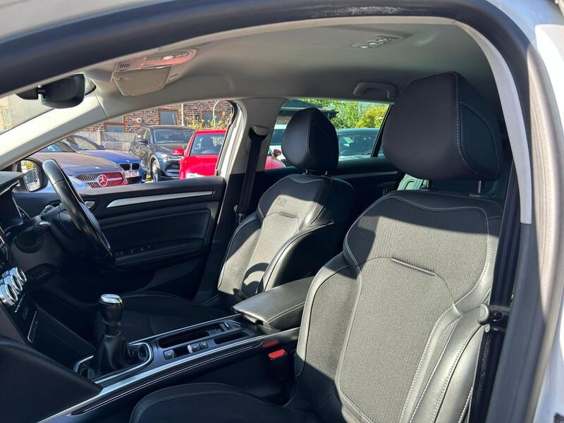 2021 Renault Megane - AutoTrader Import