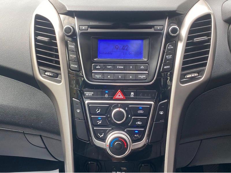 i30