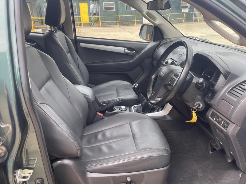 2017 Isuzu D-Max 2.5 TD Utah Huntsman 4x4 4dr interior or exterior view