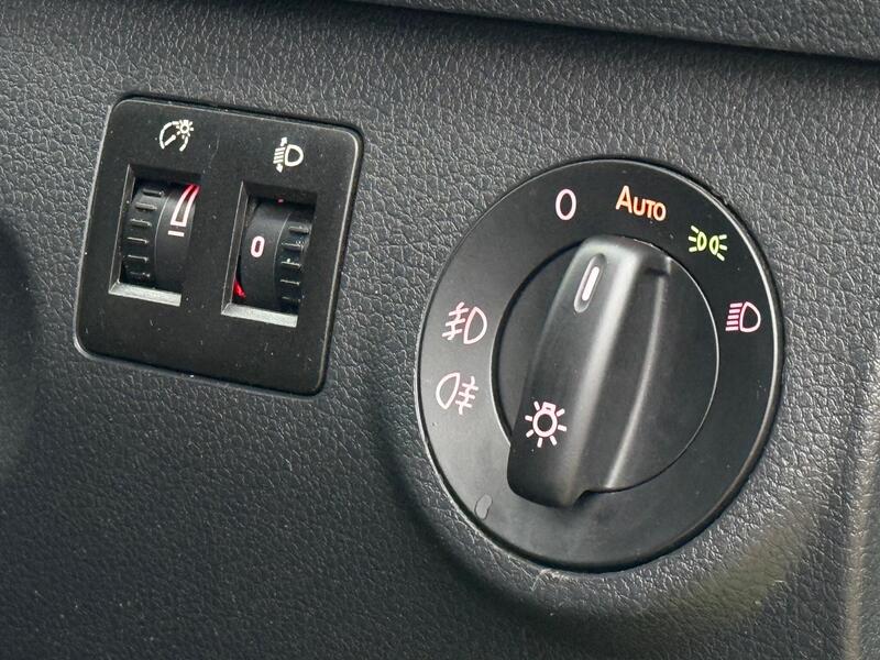 2017 Volkswagen Caddy Maxi Life - AutoTrader Import