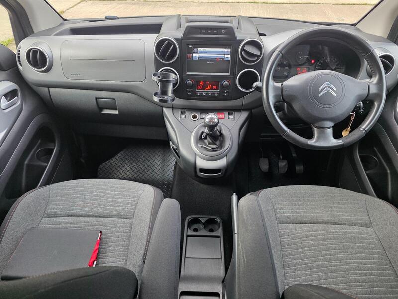 2017 Citroen Berlingo 1.2 PureTech Flair Multispace MPV Euro 6 (s/s) 5dr interior or exterior view