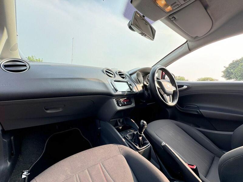 RED 2011 SEAT IBIZA - AutoTrader Import