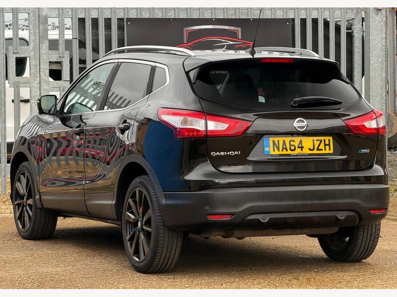 2014 Nissan Qashqai - AutoTrader Import