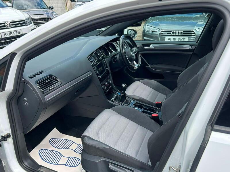 2016 Volkswagen Golf - AutoTrader Import