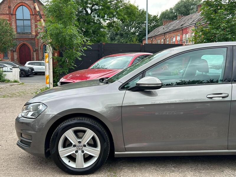 2016 Volkswagen Golf - AutoTrader Import