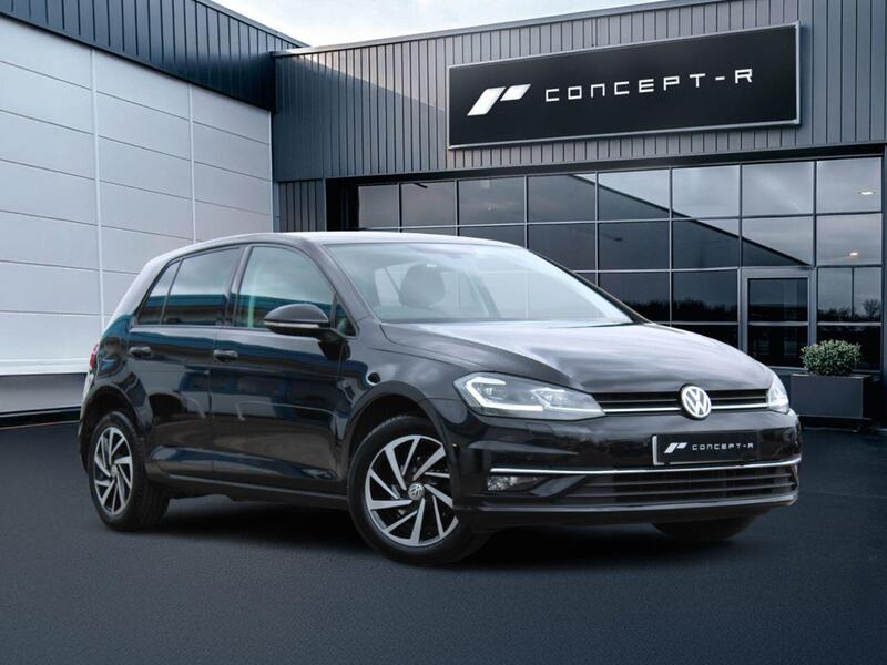BLACK 2019 Volkswagen GOLF