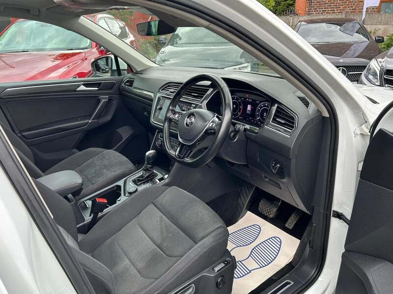 WHITE 2018 Volkswagen Tiguan - AutoTrader Import