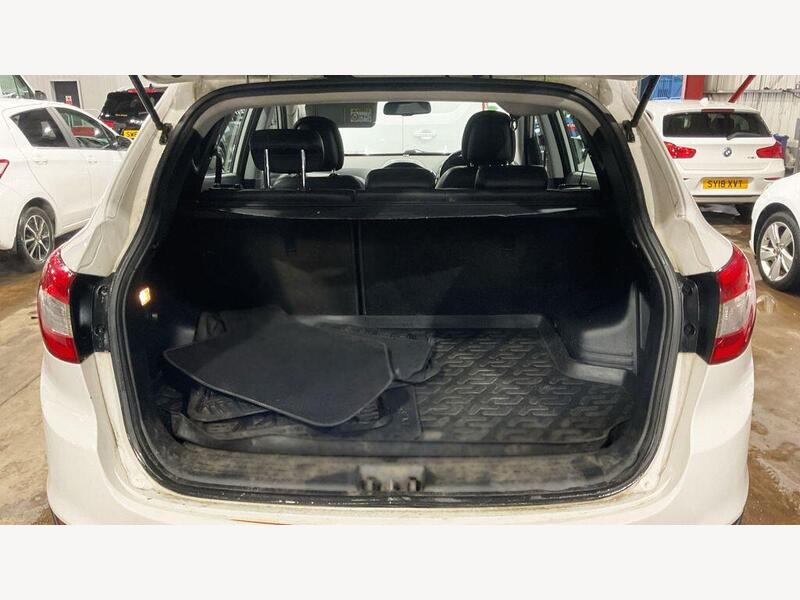 White 2013 Hyundai ix35 - AutoTrader Import