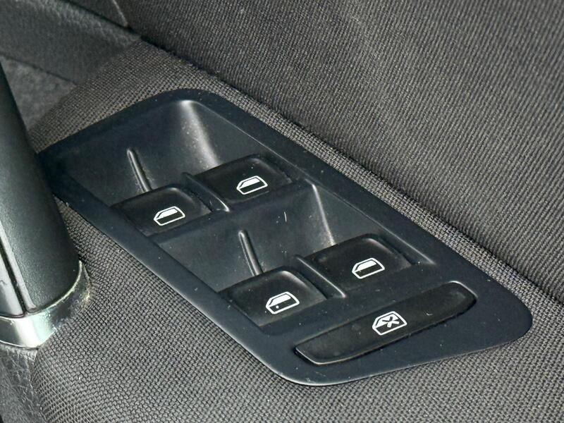 2014 Volkswagen Golf - AutoTrader Import