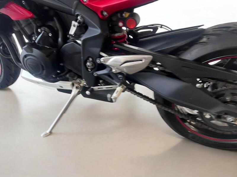 2017 Triumph Street Triple 675 - AutoTrader Import