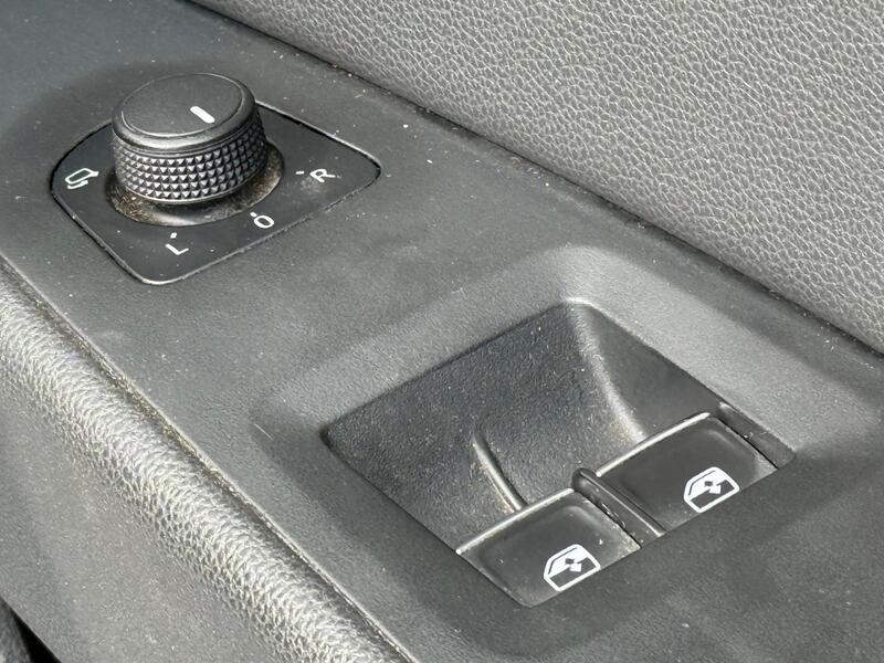 White 2017 SEAT Leon - AutoTrader Import