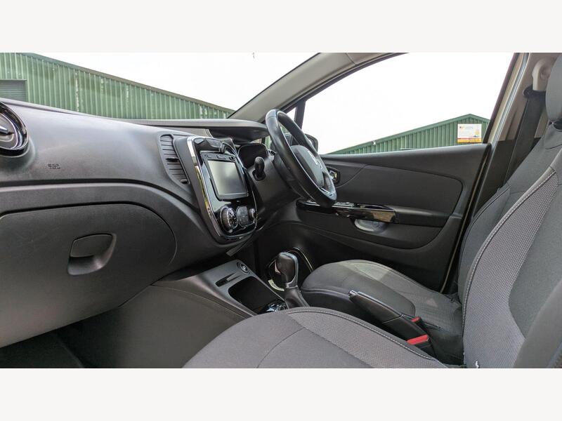 2016 Renault Captur - AutoTrader Import