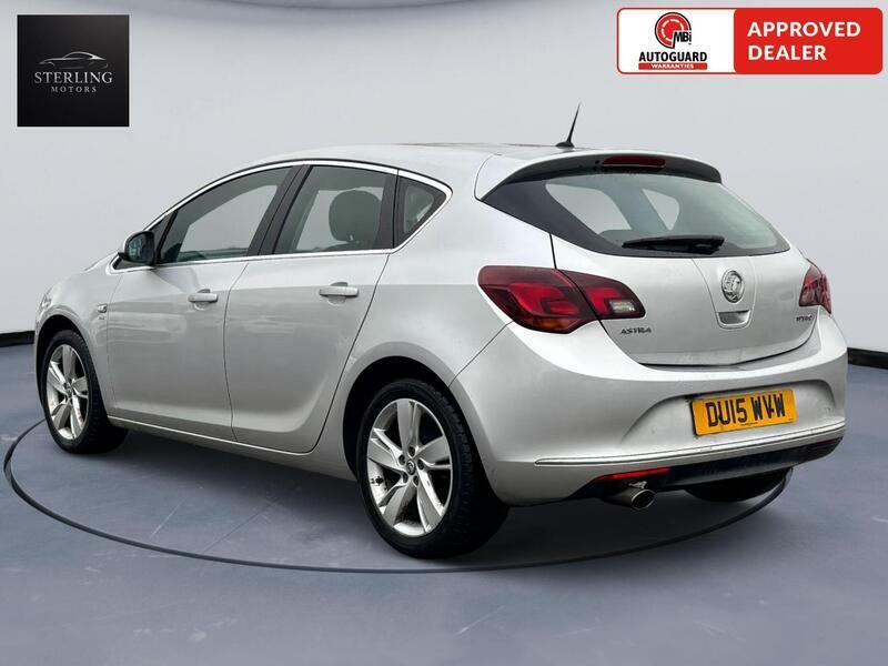 2015 Vauxhall Astra - exterior