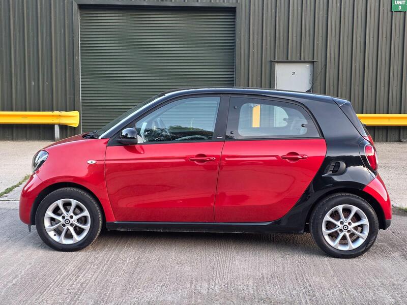 2015 Smart forfour 1.0 Passion Euro 6 (s/s) 5dr interior or exterior view
