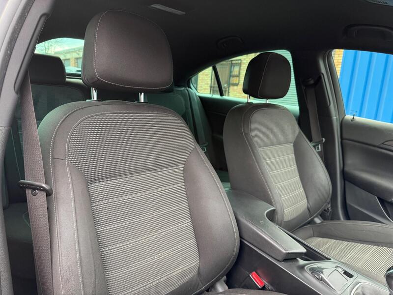 2014 Vauxhall Insignia - AutoTrader Import